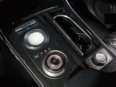 GENESIS GV80 - 9