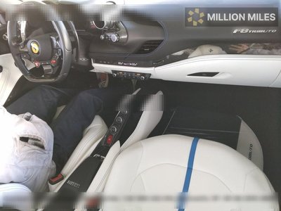 FERRARI F8 TRIBUTO - 2