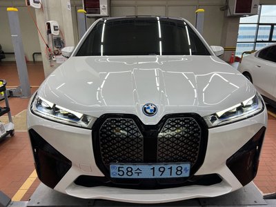 صورة 4 لـ 2023 BMW IX