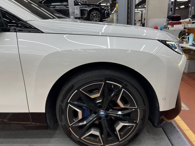 صورة 6 لـ 2023 BMW IX