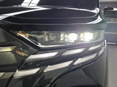2025 TOYOTA ALPHARD — фото 9