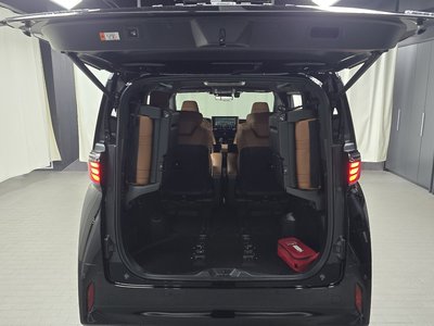 2025 TOYOTA ALPHARD — миниатюра 32