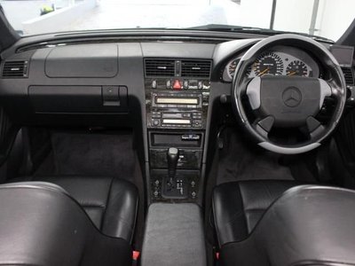 MERCEDES-BENZ C-CLASS - 2