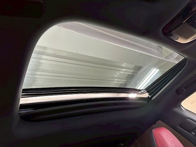 صورة مصغرة 38 لـ 2023 Lexus RX