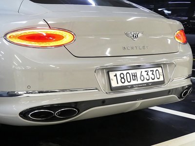 BENTLEY CONTINENTAL - 4