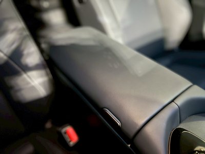 2025 Toyota CROWN SPORT — миниатюра 28