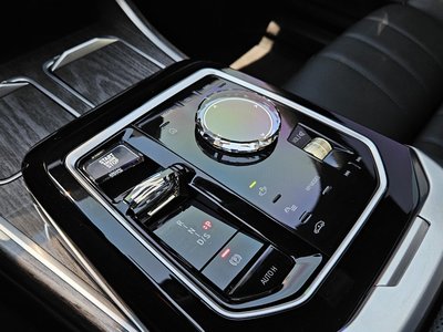 BMW 7 SERIES - 9