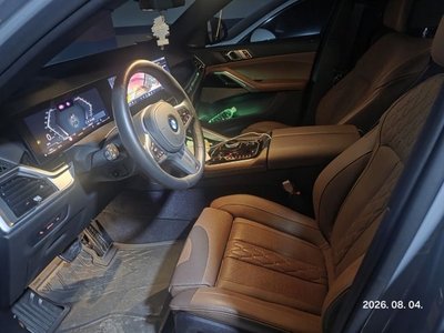 صورة 6 لـ 2025 BMW X6