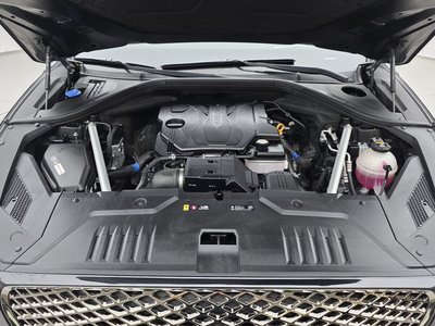صورة 7 لـ 2023 Genesis GV70