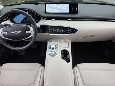 صورة 5 لـ 2023 Genesis GV70