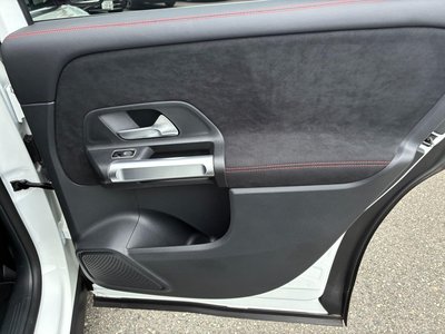 صورة مصغرة 59 لـ 2023 Mercedes-BENZ GLB
