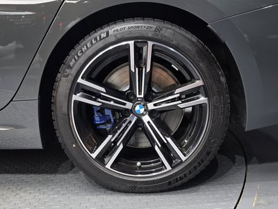 2025 BMW 3 SERIES photo 8