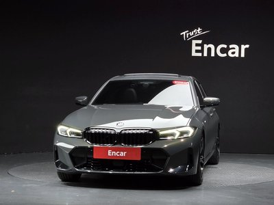 2025 BMW 3 SERIES photo 3