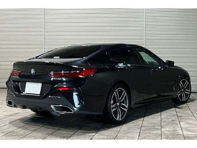 صورة 2 لـ 2020 BMW BMW 8 SERIES