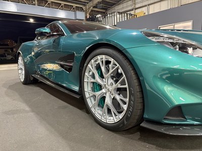 ASTON MARTIN VANQUISH - 7