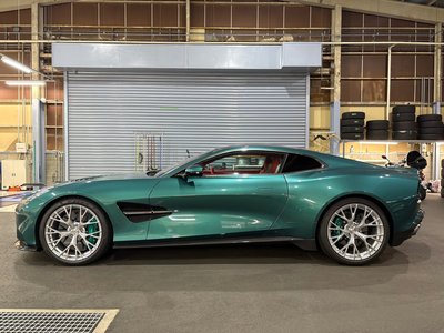 ASTON MARTIN VANQUISH - 4
