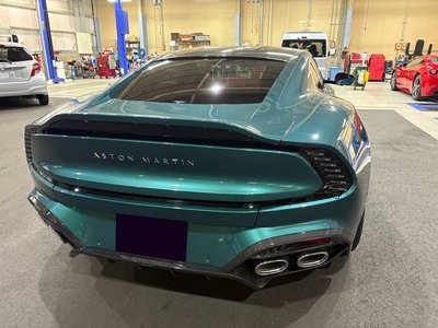 ASTON MARTIN VANQUISH - 6