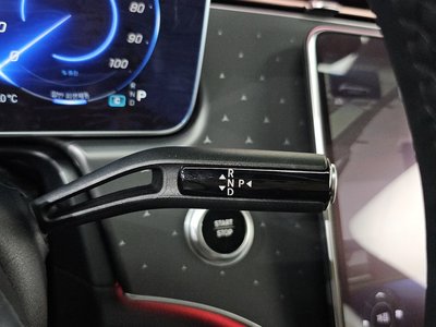 2024 Mercedes-BENZ EQE 缩略图 12