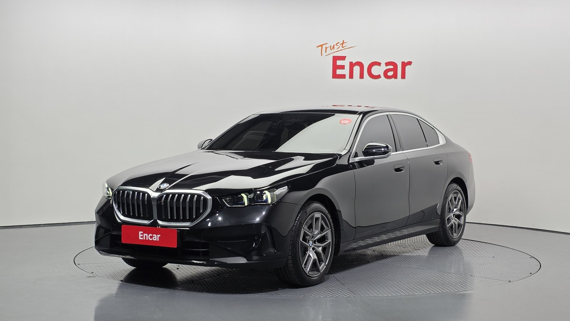 BMW 5 SERIES - View 1