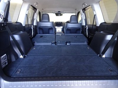 TOYOTA LAND CRUISER PRADO - 7