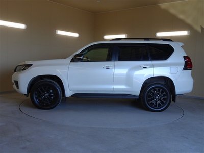 TOYOTA LAND CRUISER PRADO - 2