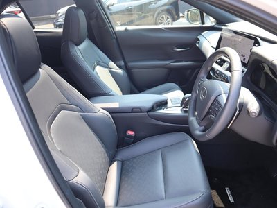 2025 Lexus UX 缩略图 14