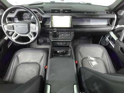 LAND ROVER DEFENDER - 5