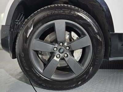 LAND ROVER DEFENDER - 6