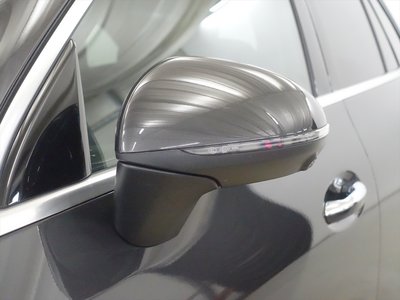 MERCEDES-BENZ GLC - 8