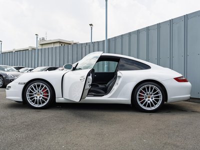 صورة مصغرة 32 لـ 2005 Porsche 911