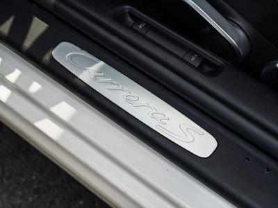 صورة مصغرة 24 لـ 2005 Porsche 911