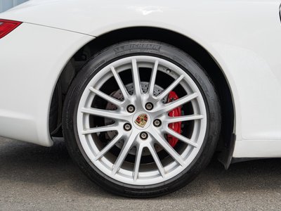 صورة مصغرة 45 لـ 2005 Porsche 911