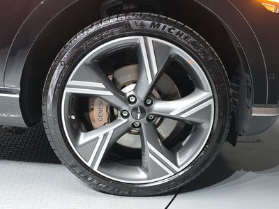GENESIS GV80 - 8
