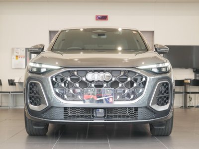 صورة 2 لـ 2025 AUDI Q5 SPORTBACK