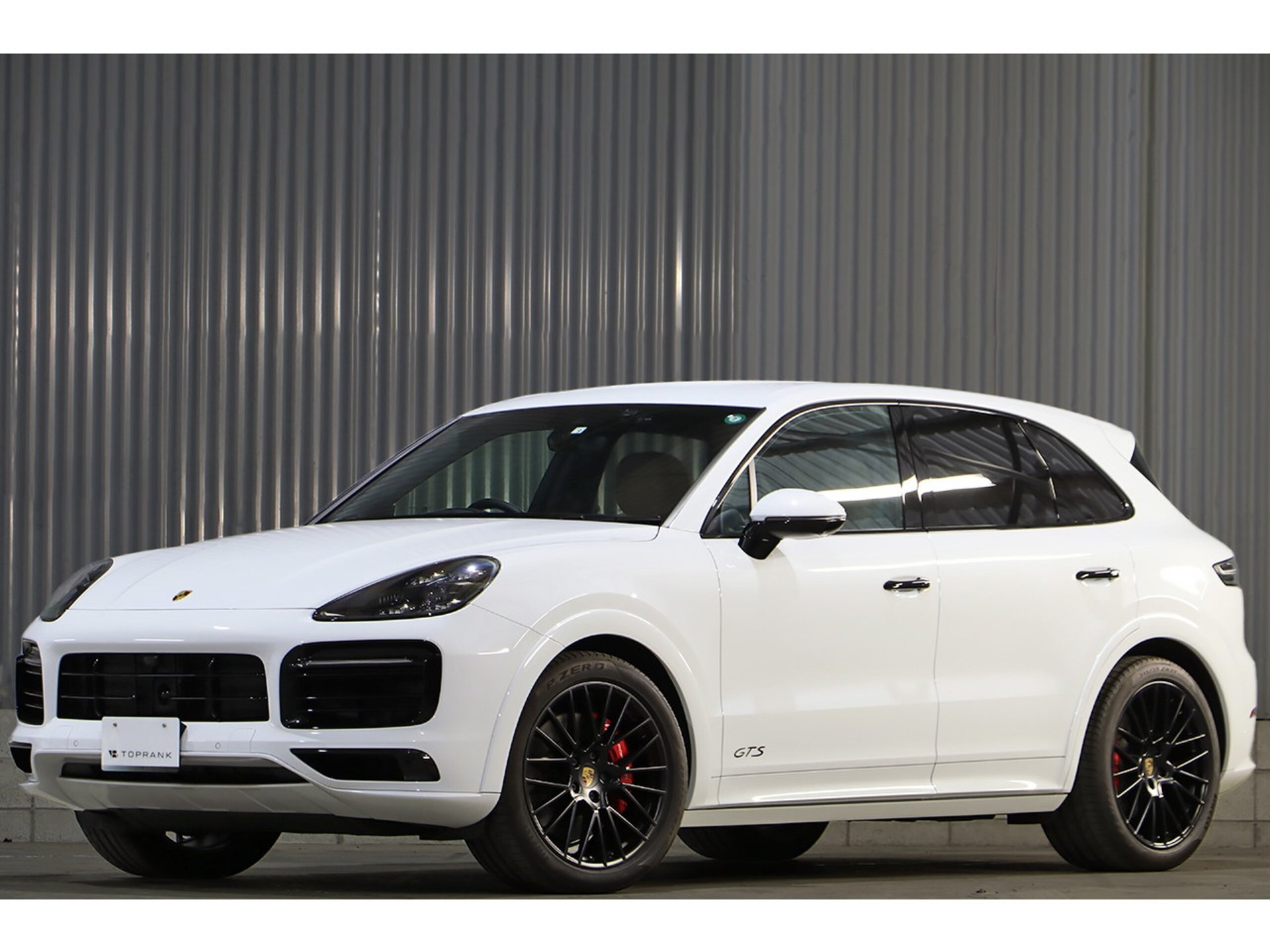 PORSCHE CAYENNE - View 1