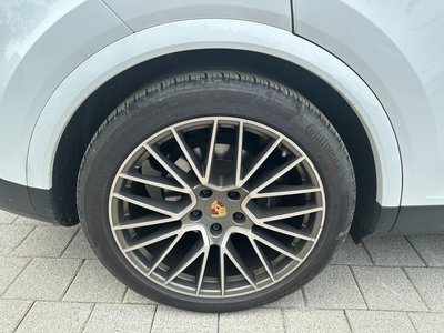 صورة مصغرة 19 لـ 2023 Porsche CAYENNE