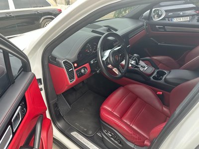 صورة مصغرة 12 لـ 2023 Porsche CAYENNE