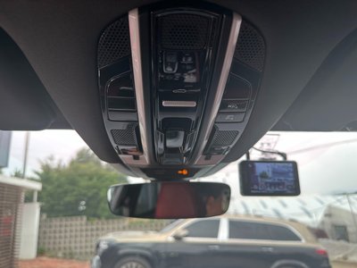 صورة 9 لـ 2023 Porsche CAYENNE