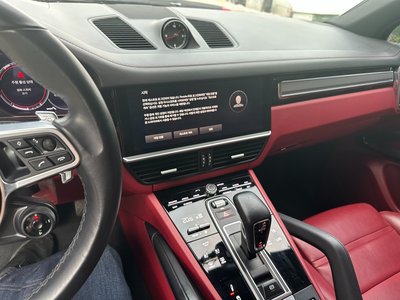 صورة 10 لـ 2023 Porsche CAYENNE