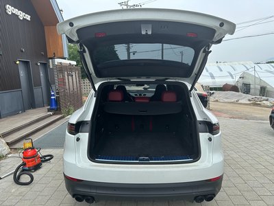 صورة مصغرة 16 لـ 2023 Porsche CAYENNE