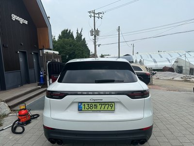 صورة 3 لـ 2023 Porsche CAYENNE