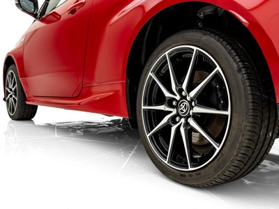 2023 Toyota GR YARIS thumbnail 14