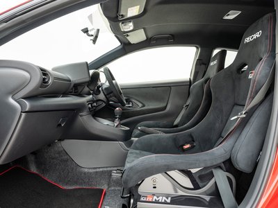 2023 Toyota GR YARIS thumbnail 32