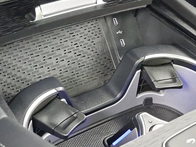 2025 Mercedes-BENZ GLS 缩略图 29