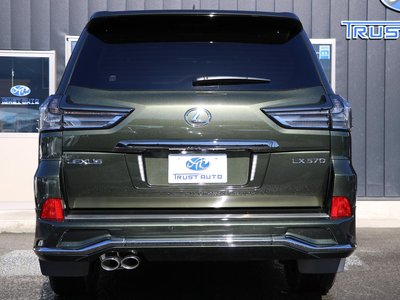 LEXUS LX - 7