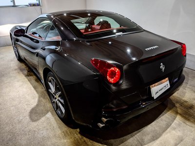 FERRARI CALIFORNIA - 9