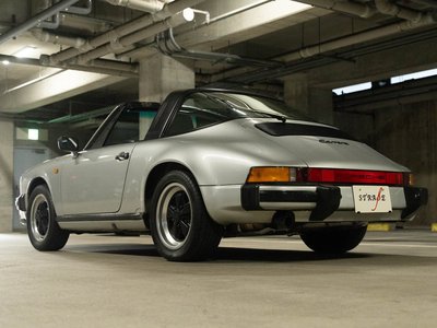 PORSCHE 911 TARGA - 2
