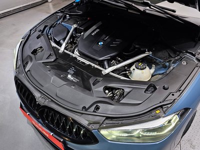 BMW 8 SERIES - 7