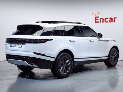 LAND ROVER RANGE ROVER VELAR - 3