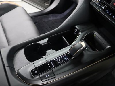 2023 Toyota CROWN CROSSOVER — миниатюра 25